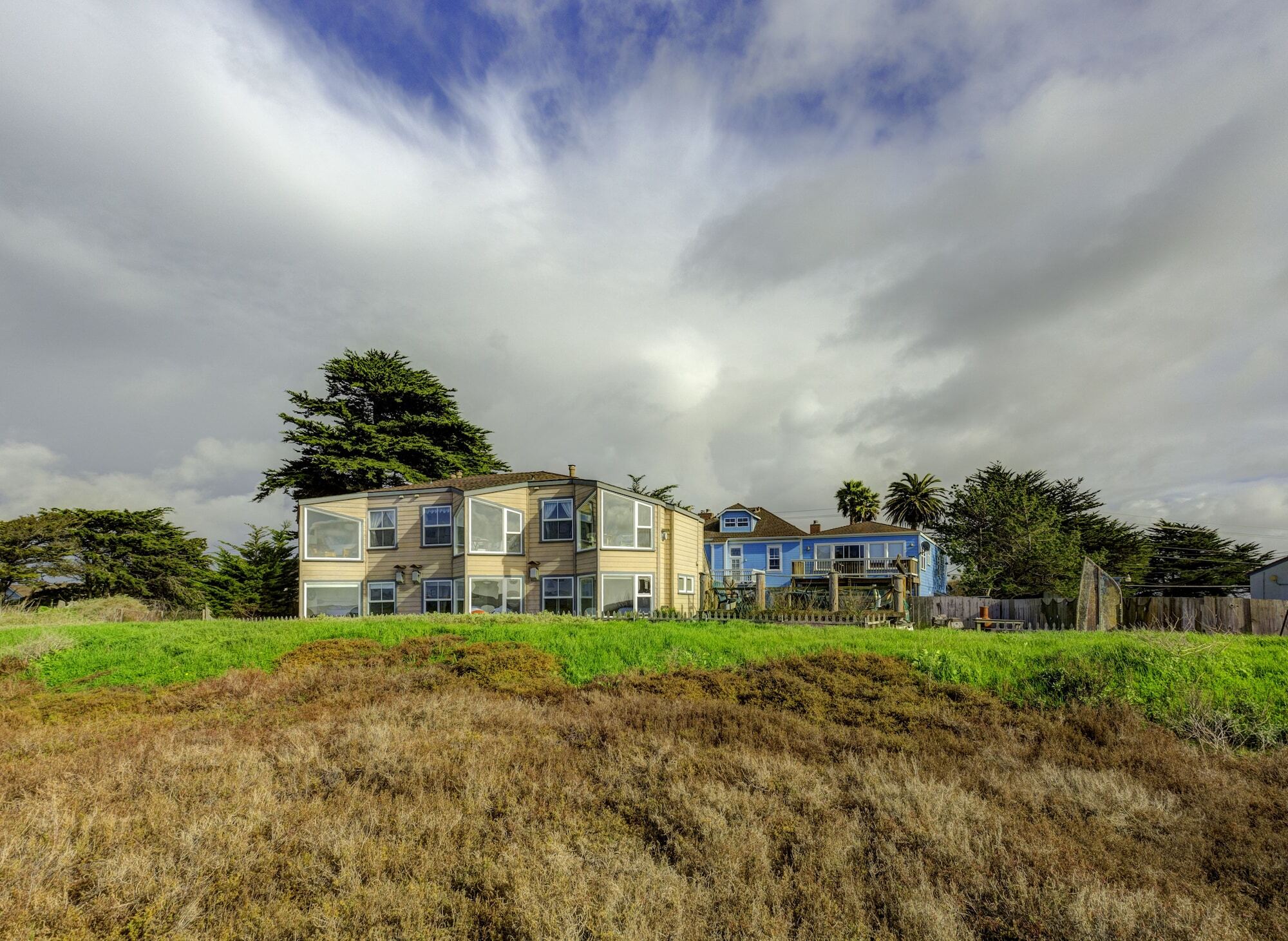 Captain'S Inn At Moss Landing Exterior photo